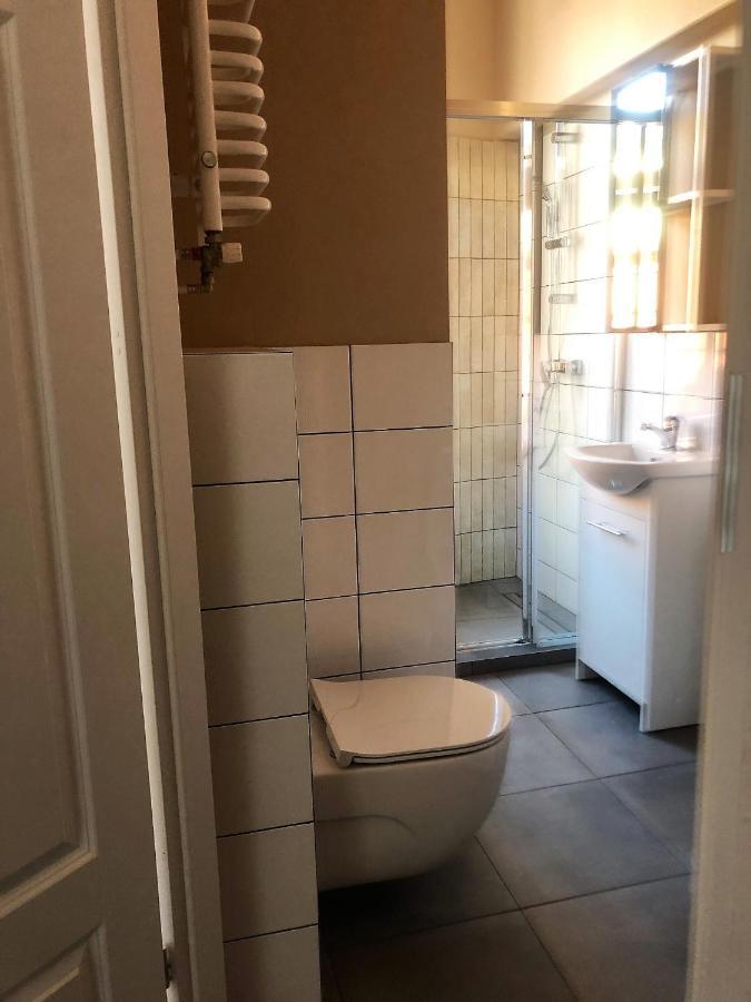 Sentymenty - Apartamenty W Kamienicy Na Mickiewicza Торунь Экстерьер фото