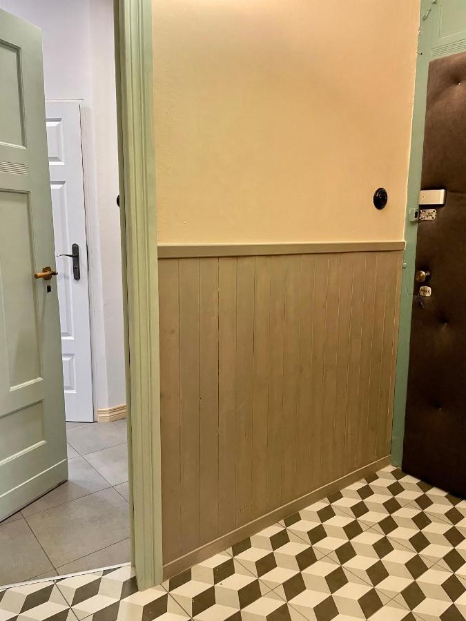 Sentymenty - Apartamenty W Kamienicy Na Mickiewicza Торунь Экстерьер фото